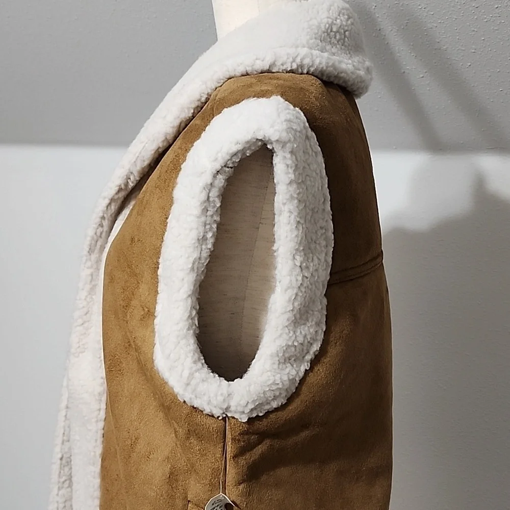 Faux Suede SHERPA LINED WOMEN'S VEST - Picture 6 of 11